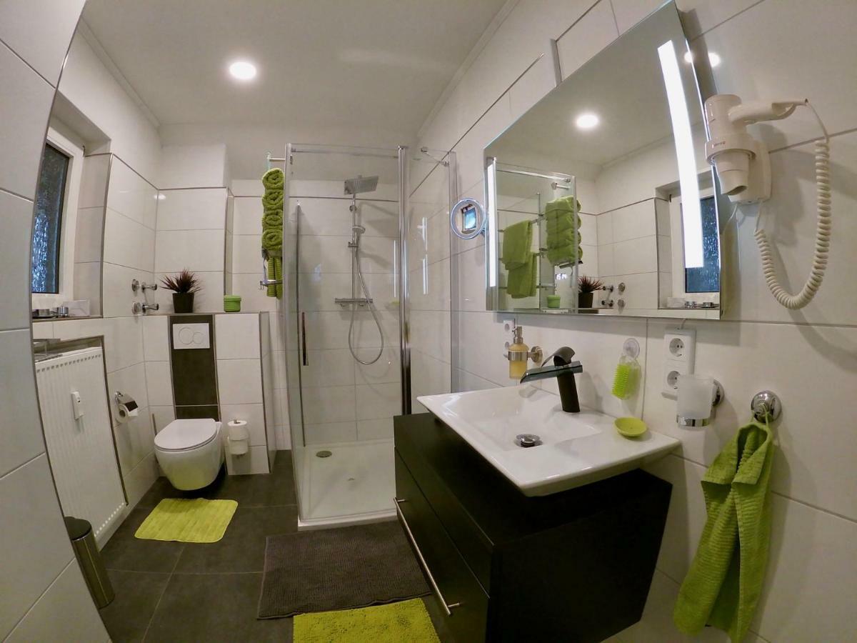 Luxuriose Ferienwohnung Fur 2-4 In Bad Zwischenahn Luaran gambar