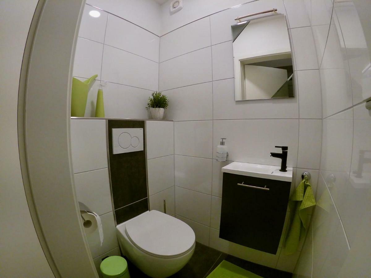 Luxuriose Ferienwohnung Fur 2-4 In Bad Zwischenahn Luaran gambar